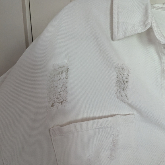 POL White Distressed Shacket NWT - Picture 4 of 5